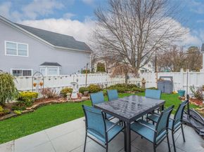 10 Tracie Lane, Middle Island NY 11953