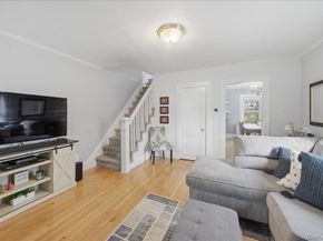 490 Carol Place, Pelham NY 10803