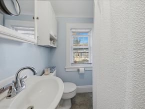 490 Carol Place, Pelham NY 10803