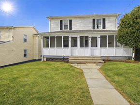 490 Carol Place, Pelham NY 10803