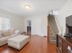 490 Carol Place, Pelham NY 10803