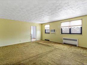 58-33 246th Crescent C14 Upper, Douglaston NY 11362