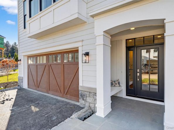 1835 Soundview Court, Yorktown Heights NY 10598