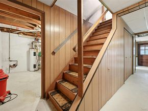 10 Woodhull Road, East Setauket NY 11733