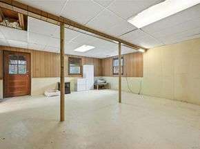 10 Woodhull Road, East Setauket NY 11733