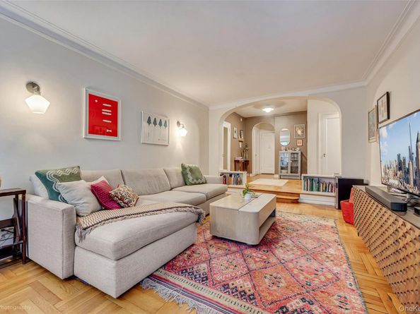 41-08 43rd Street 1D, Sunnyside NY 11104