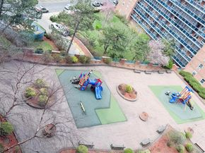 9707 63rd Road 8G, Rego Park NY 11374