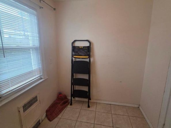 42 Sunset Drive, Hempstead NY 11550
