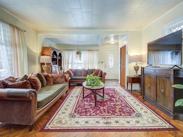 8931 220th Street, Queens Village NY 11427