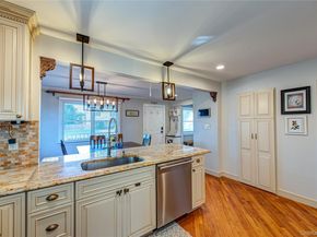 9 Donna Place, East Islip NY 11730