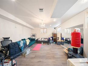 66-19 Commonwealth Boulevard, Little Neck NY 11362