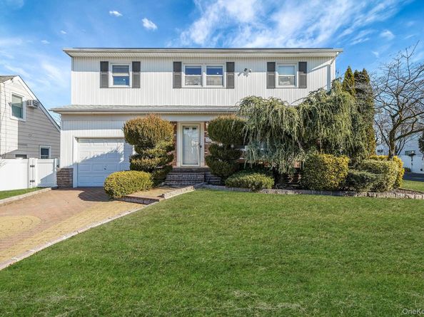 2415 Babylon Turnpike, Merrick NY 11566