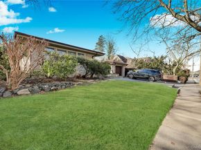 41 Erick Avenue, Hewlett NY 11557