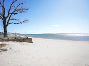 2280 Deep Hole Drive, Mattituck NY 11952