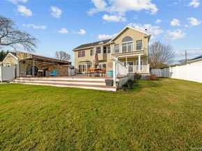 85 S Dunton Avenue, East Patchogue NY 11772