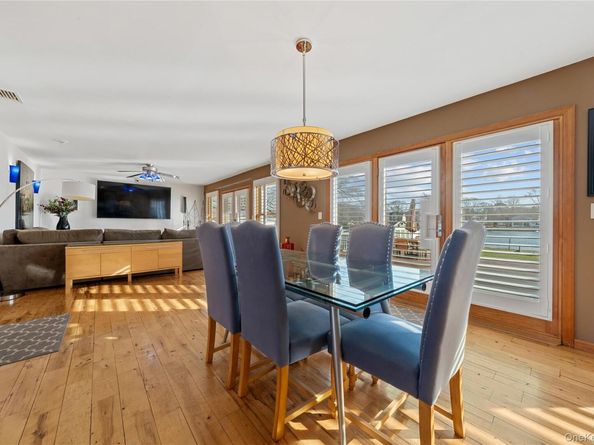 85 S Dunton Avenue, East Patchogue NY 11772