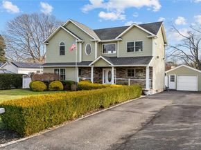 85 S Dunton Avenue, East Patchogue NY 11772