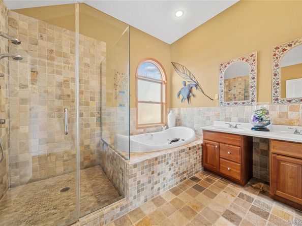 85 S Dunton Avenue, East Patchogue NY 11772