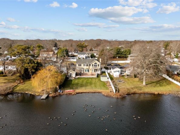 85 S Dunton Avenue, East Patchogue NY 11772