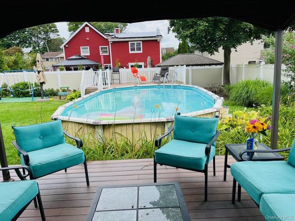 17 Sterling Drive, Lake Grove NY 11755