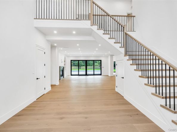 523 Long Beach Road, Nissequogue NY 11780