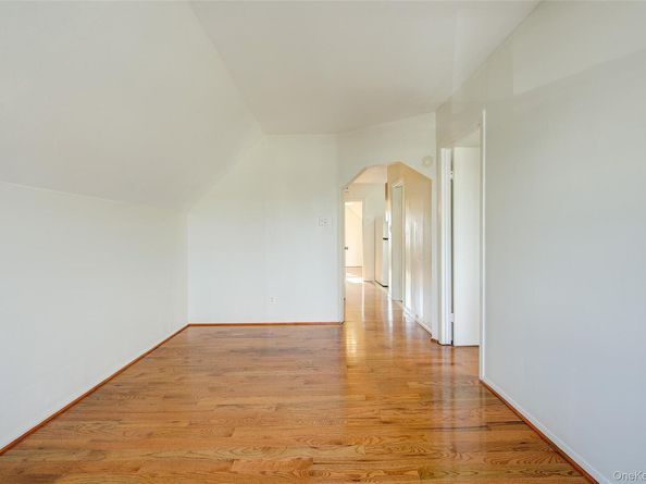 220-04 103rd Avenue, Cambria Heights NY 11429