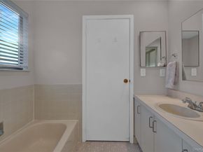 248 Pond View Lane, Smithtown NY 11787