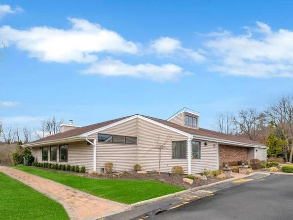 248 Pond View Lane, Smithtown NY 11787