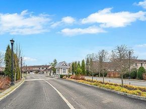 248 Pond View Lane, Smithtown NY 11787