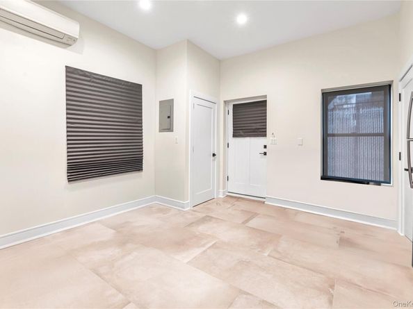 1527 149th Street, Whitestone NY 11357