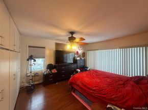 257-17 Pembroke Avenue, Great Neck NY 11020