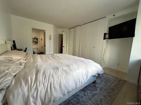 10 Cottage Place 2A, White Plains NY 10601