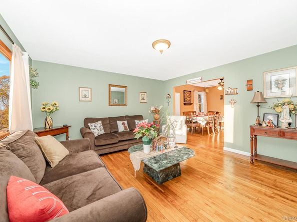 1175 Little East Neck Road, West Babylon NY 11704