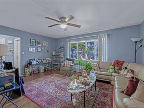 206 Hunnewell Avenue, Elmont NY 11003