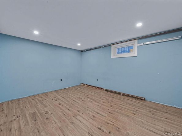 206 Hunnewell Avenue, Elmont NY 11003