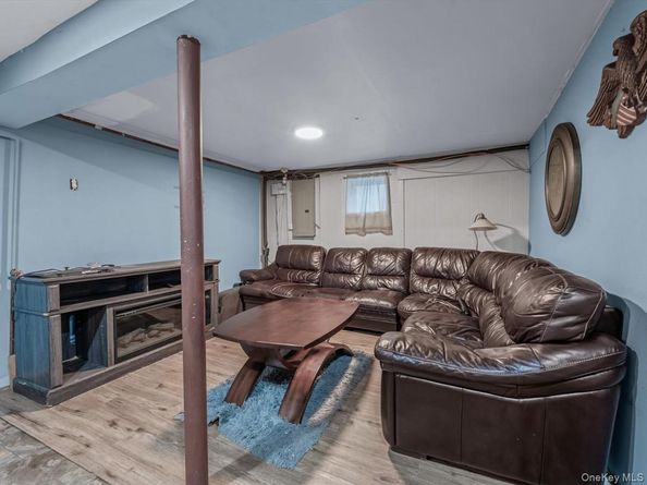 206 Hunnewell Avenue, Elmont NY 11003