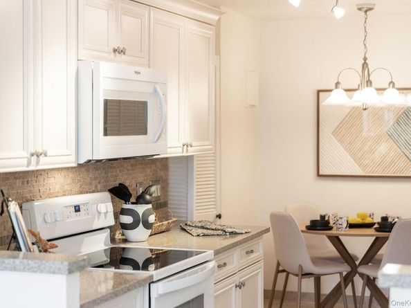 100 High Point Drive 305, Hartsdale NY 10530