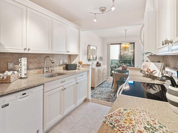 100 High Point Drive 305, Hartsdale NY 10530