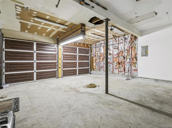 105 Loop Drive, Sayville NY 11782