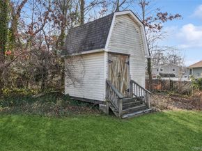 105 Loop Drive, Sayville NY 11782