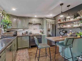 27 W 11th Road, Broad Channel NY 11693