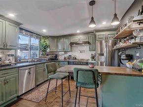 27 W 11th Road, Broad Channel NY 11693