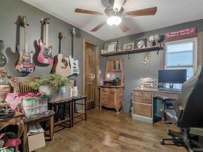 27 W 11th Road, Broad Channel NY 11693