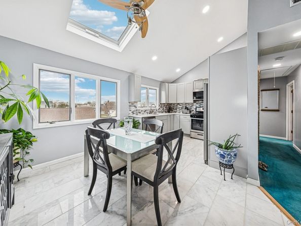 204A Broadway, Massapequa Park NY 11762