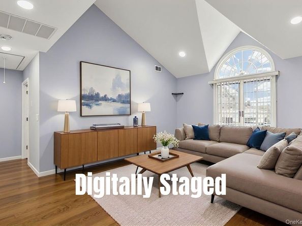 204A Broadway, Massapequa Park NY 11762