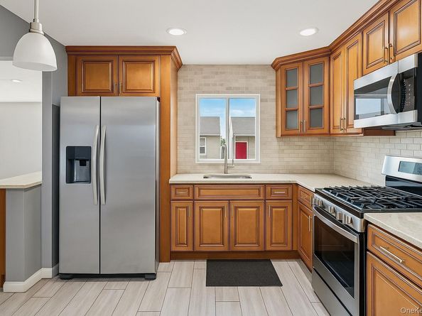 204A Broadway, Massapequa Park NY 11762