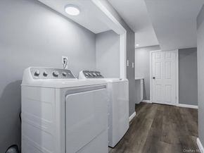 10514 Van Wyck Expressway, Richmond Hill S. NY 11419