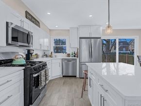 10514 Van Wyck Expressway, Richmond Hill S. NY 11419