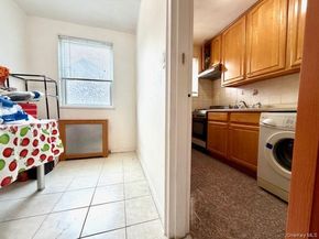 67-20 218 Street Lower, Bayside NY 11364