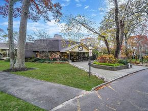 268 Brettonwoods Drive, Coram NY 11727